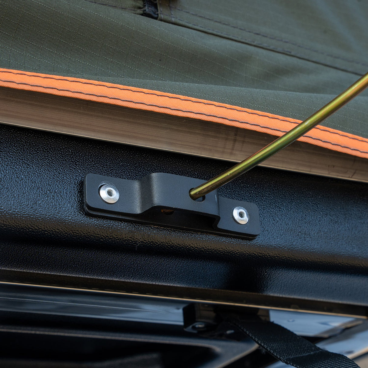 Naturnest Orion 1 Hard Shell Rooftop Tent JF-H01