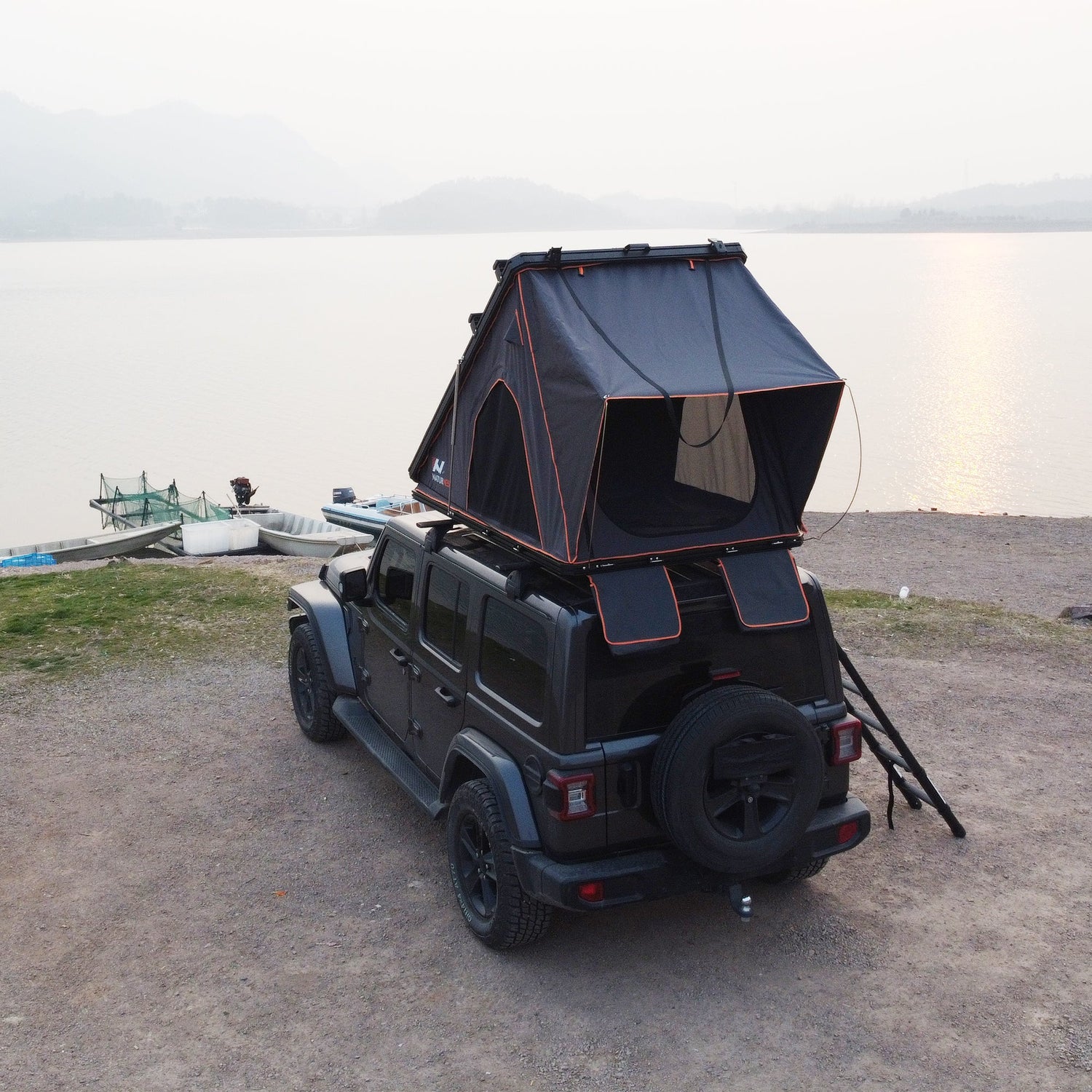 Naturnest Polaris 1 Triangle Rooftop Tent