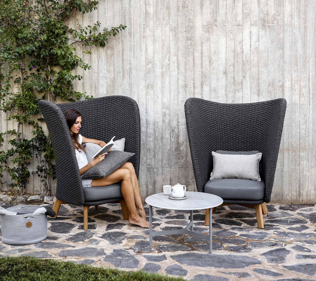 Peacock Wing Highback Outdoor Lounge Chair 5460RODGT