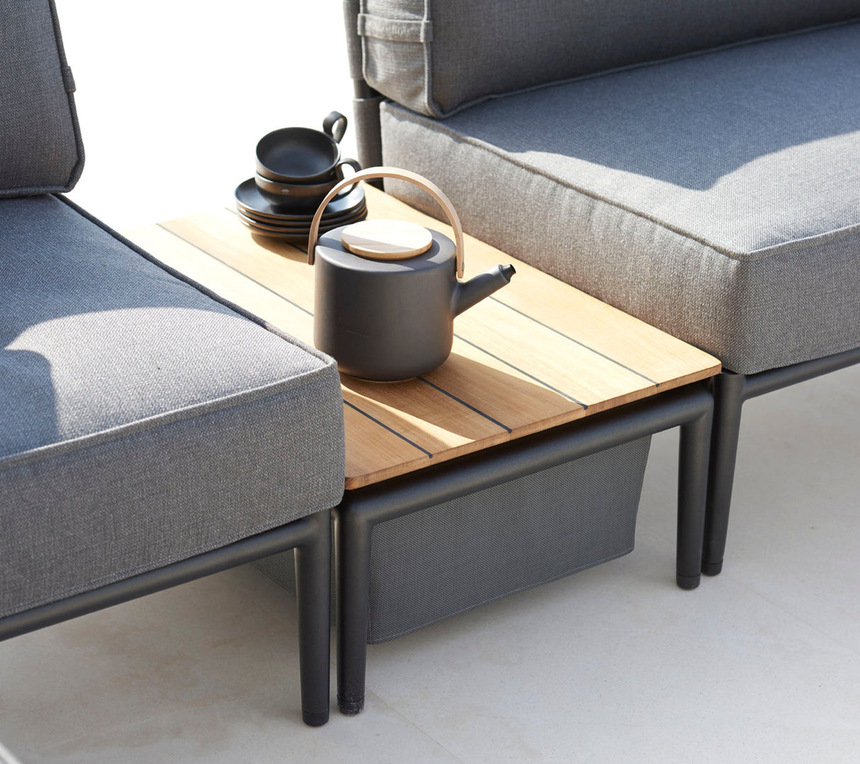 Conic Box Outdoor Storage Coffee Table