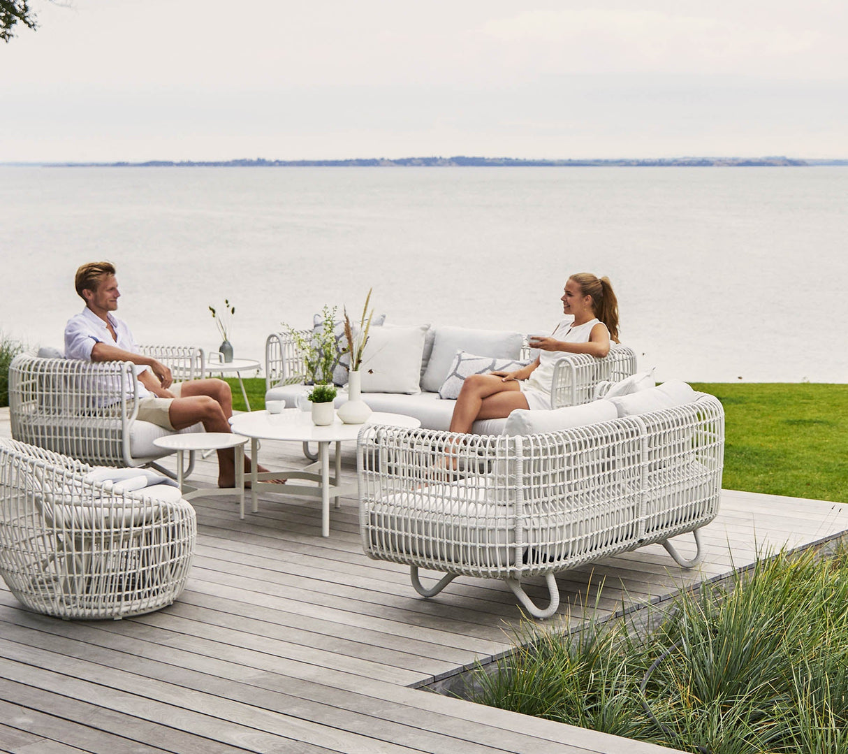 Nest 2-Seater Indoor Sofa 75222RU