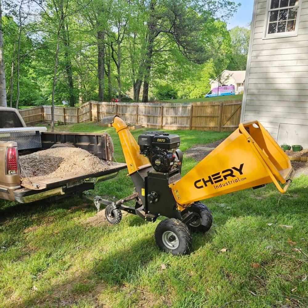 Chery Industrial 6" 15 HP 420cc Gas-Powered Wood Chipper