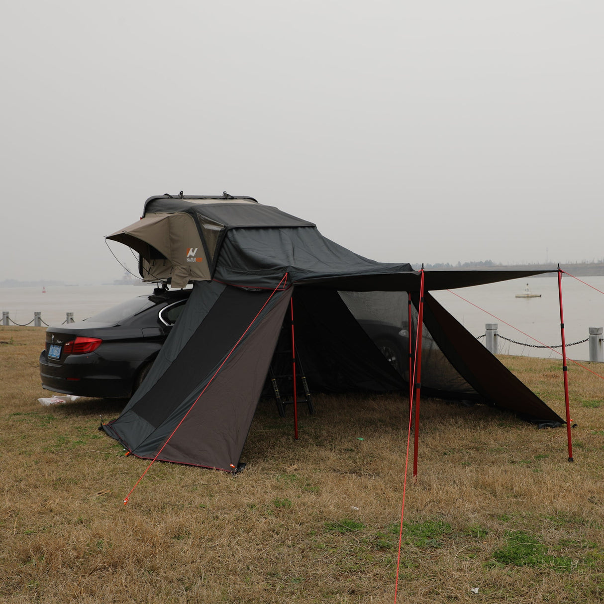 Naturnest Sirius 1 Clamshell Annex Room