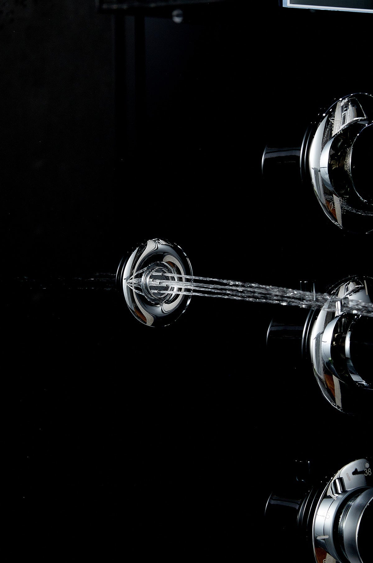 Maya Bath Platinum Arezzo‑R 37″ × 37″ × 88″ Steam Shower