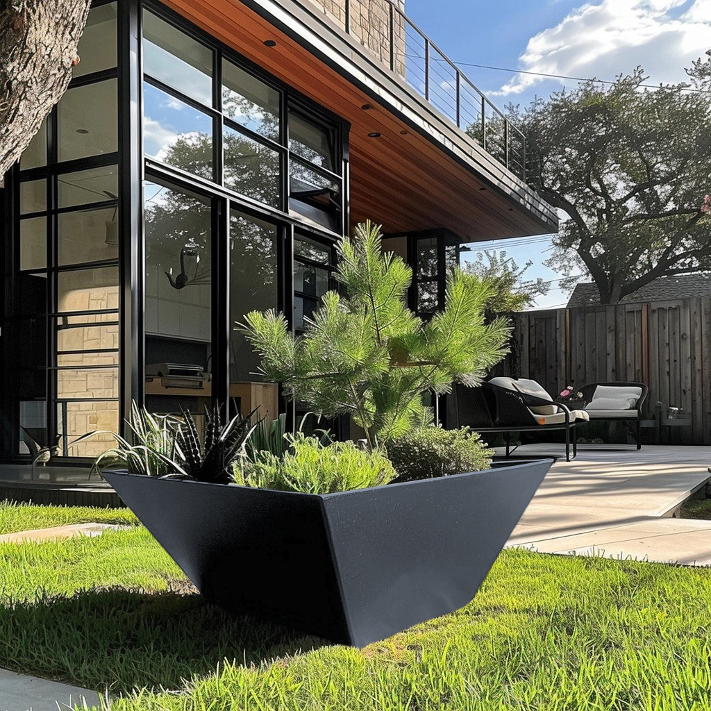 Carbon Designs The Atlas Planter