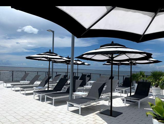 FiberBuilt Riva Center Pole Octagon Umbrella