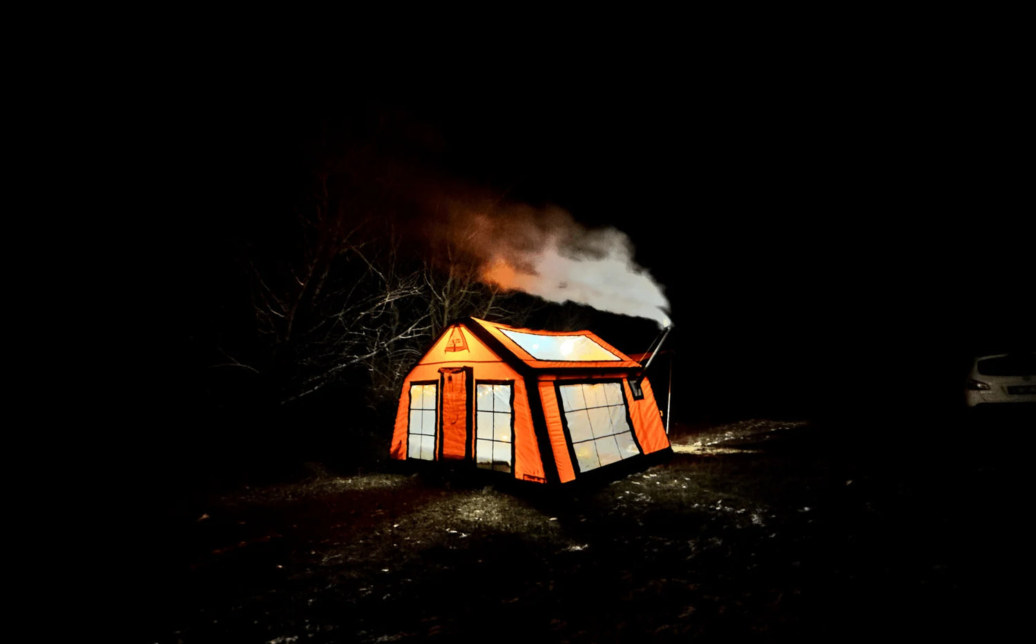 Sonmez Outdoor London 360 Discover Inflatable Tent with Digital Air Pump