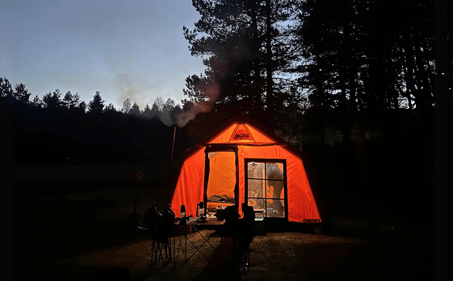 Sonmez Outdoor London Family Inflatable Tent with Digital Air Pump