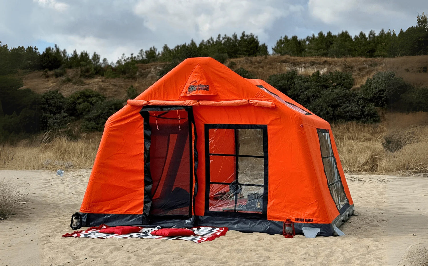 Sonmez Outdoor London Family Inflatable Tent with Digital Air Pump