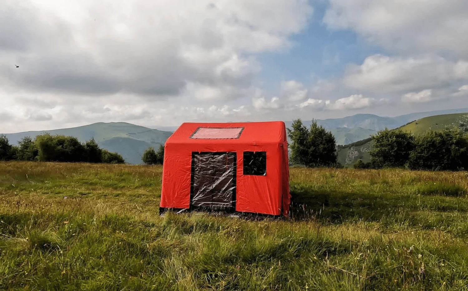 Sonmez Outdoor London Prestige Medium Inflatable Tent with Digital Air Pump