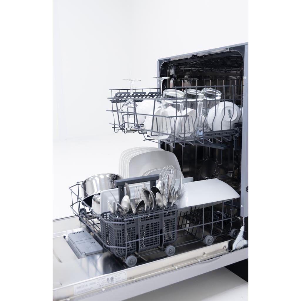 Breda 24" Standard Tub Dishwasher with Stainless Pocket Handle LUDWA30155