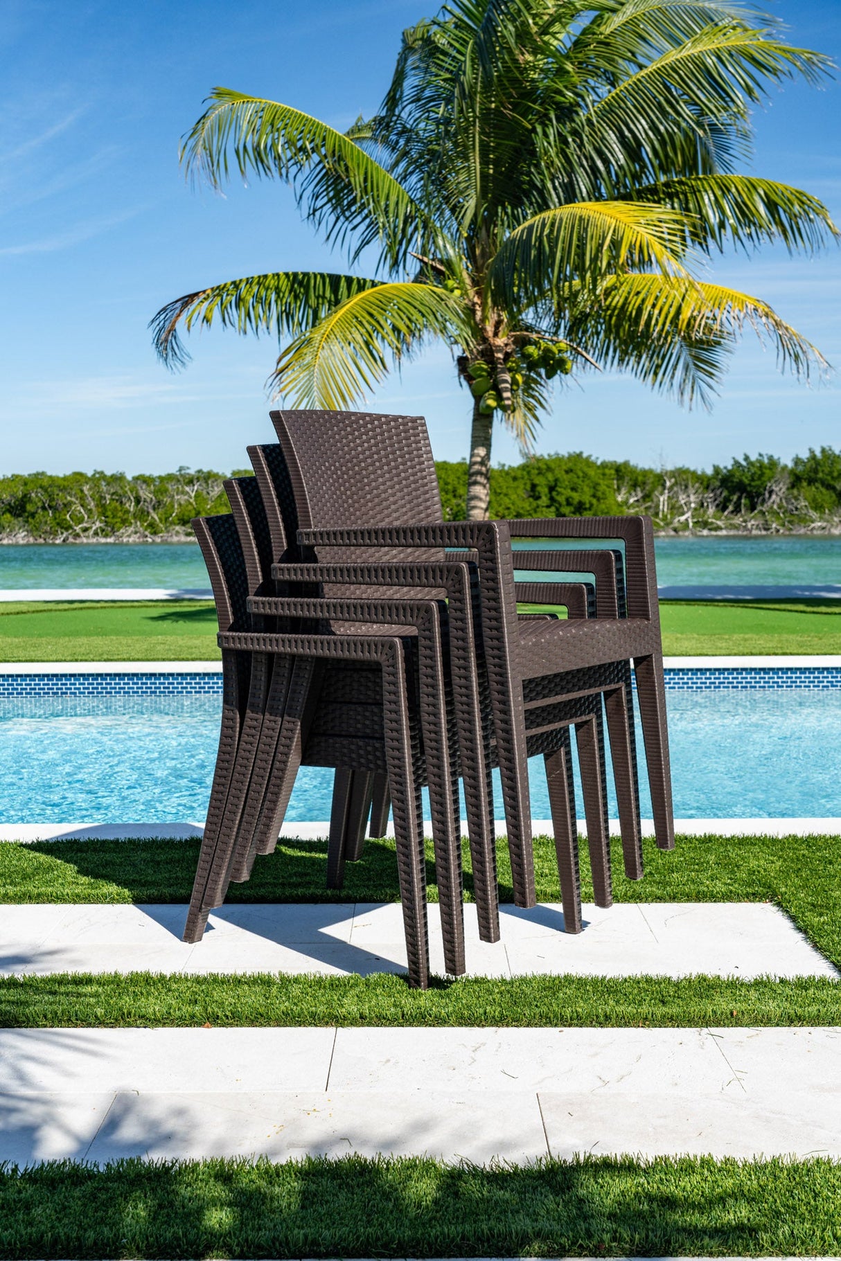 Rainbow Outdoor Montana Set of 2 Stackable Armchair-Brown