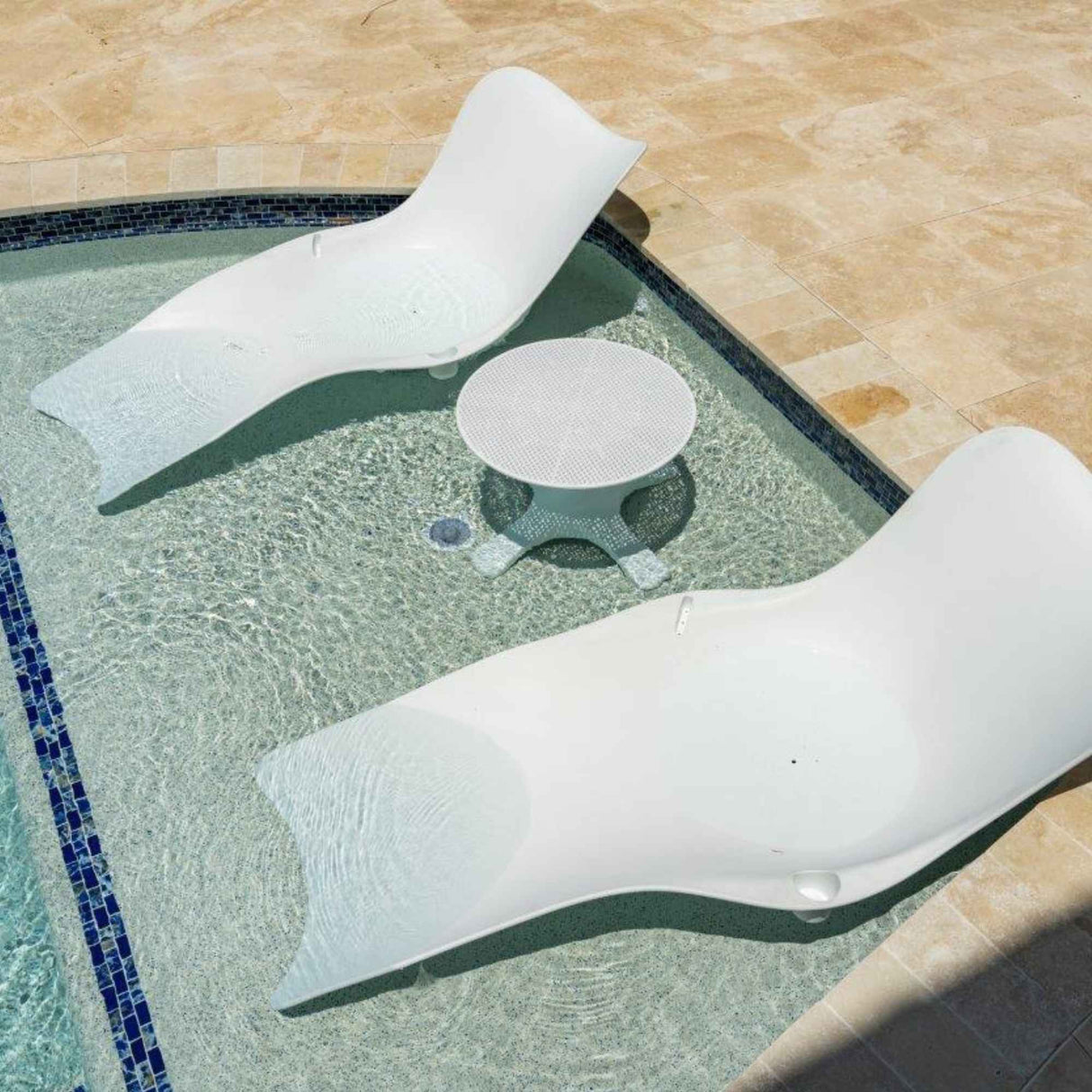 Panama Jack In-Pool Wave End Table