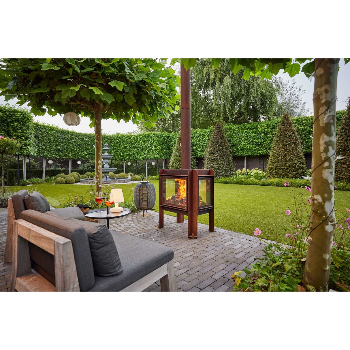 Fennek 80 4-Sided Glass Outdoor Fireplace FENNEK-80-4