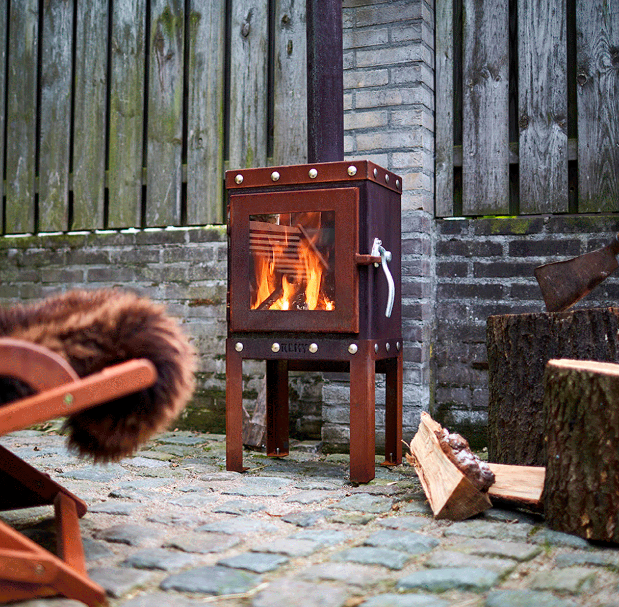 Piquia Compact CorTen Steel Wood Stove PIQUA
