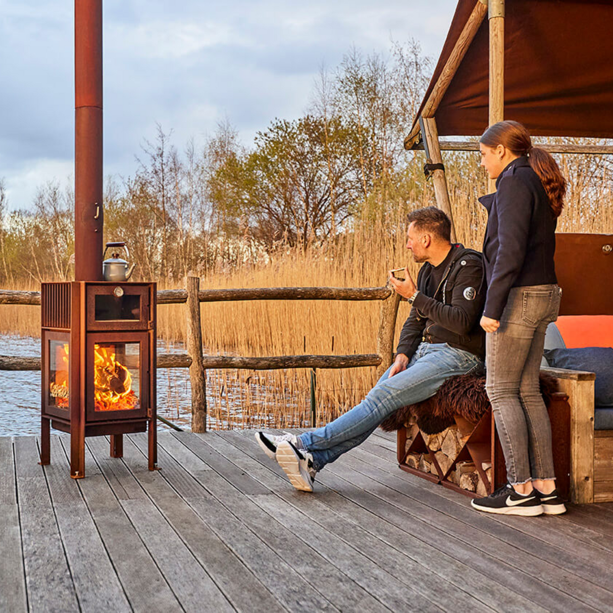 Quercus 3-Sided Glass Outdoor Fireplace with Oven QUERCUS