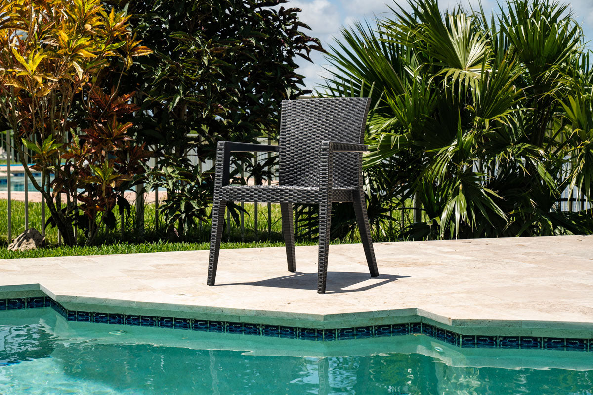 Rainbow Outdoor Alberta Set of 2 Stackable Armchair-Anthracite