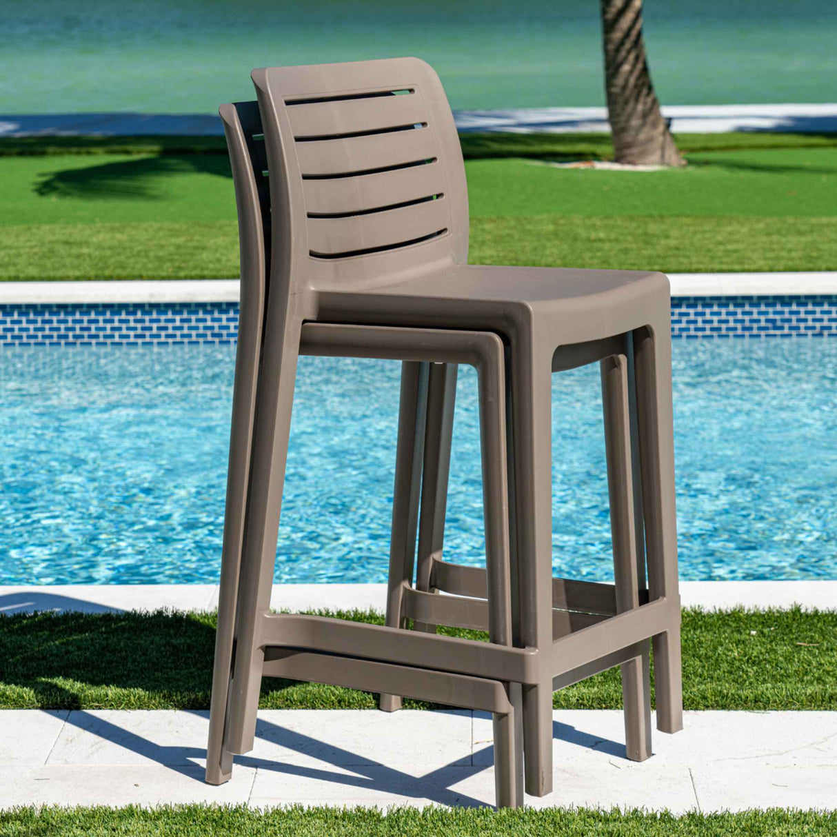 Rainbow Outdoor Leva Set of 2 Barstools - Cappucino