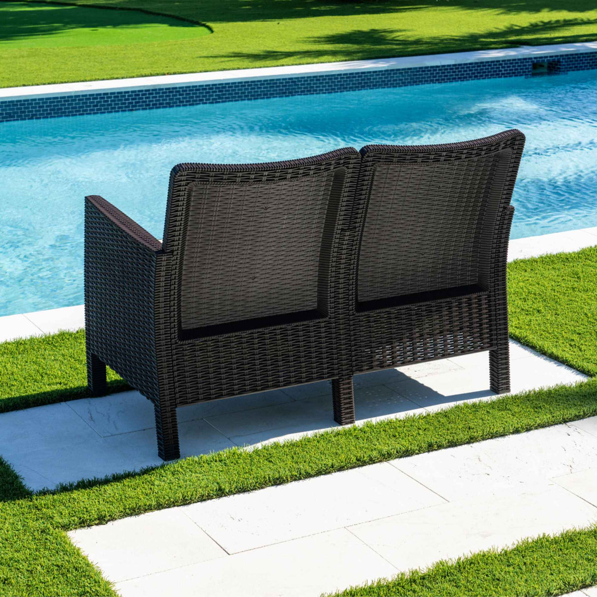 Rainbow Outdoor Nova Loveseat With Cushions