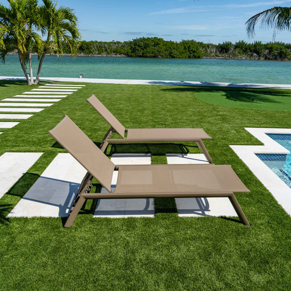 Rainbow Outdoor Odessa Set of 2 Chaise Loungers - Capuccino