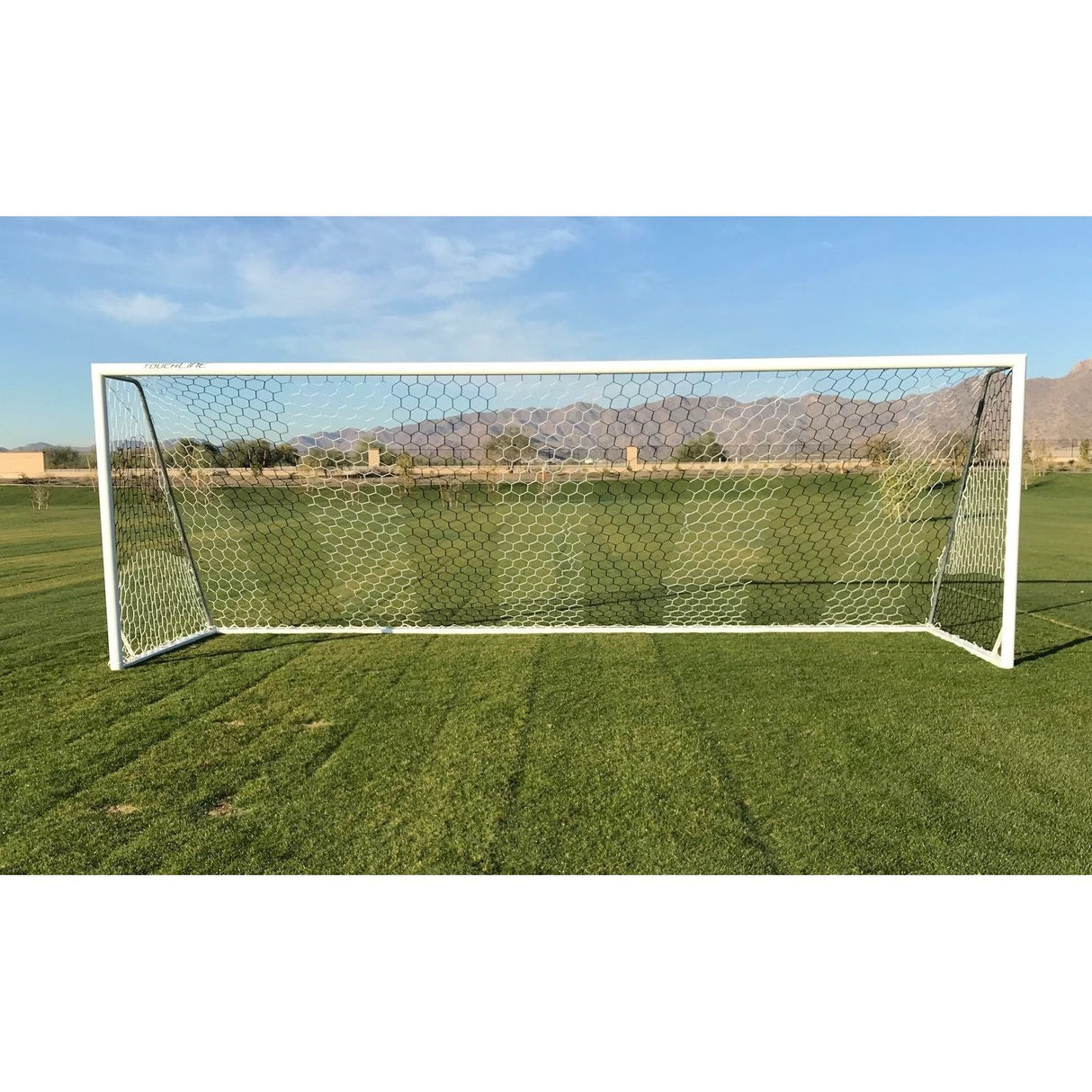 Gared Touchline® Striker Round-Frame Aluminum Soccer Goal 8′ × 24′ SGRD824SPT