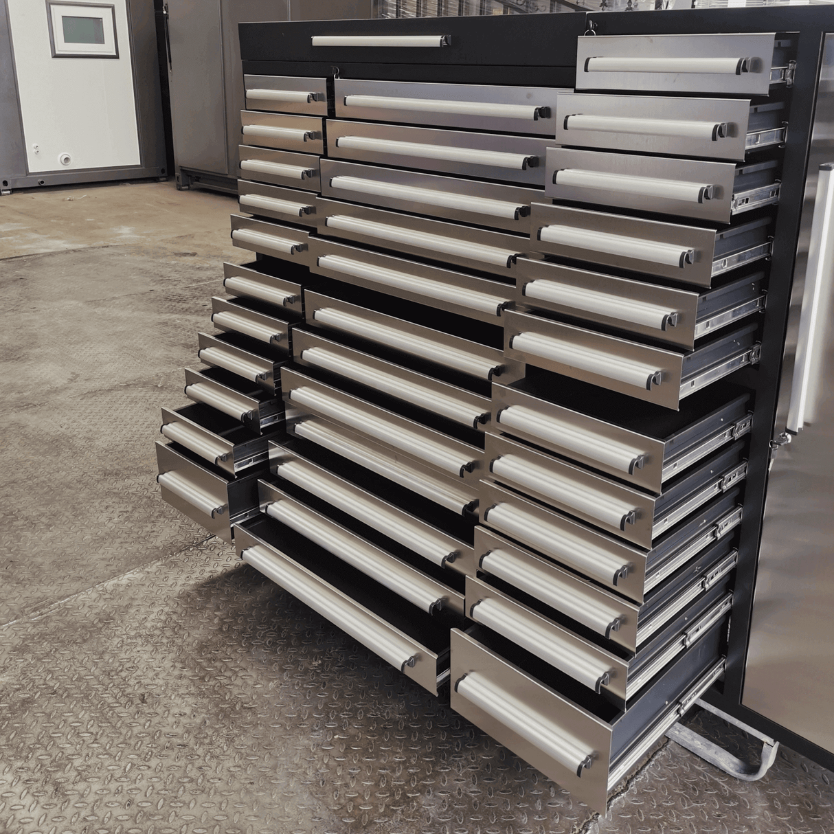 Chery Industrial 7ft Garage Storage Cabinet (35 Drawers & 1 Cabinet)