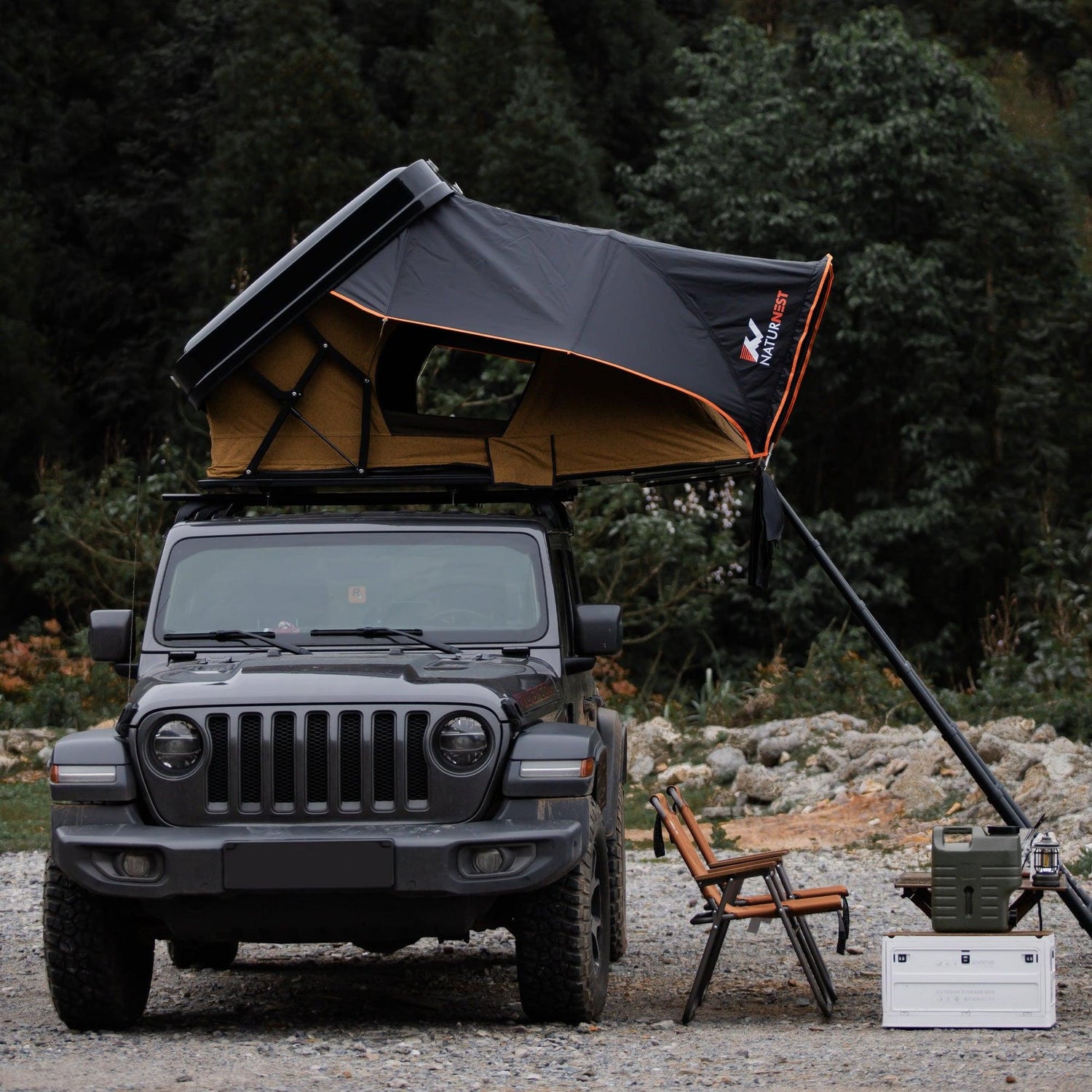 Naturnest Sirius 2 Clamshell Car Roof Top Tent