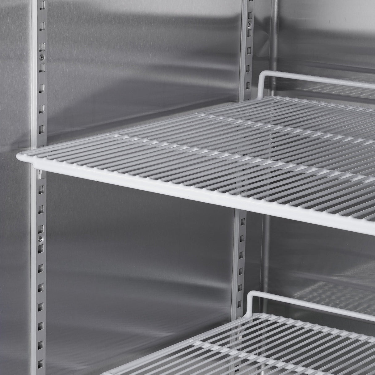 Chery Industrial 27"W Commercial Freezer 19 cu. ft. Single Solid Door Reach-In Freezer