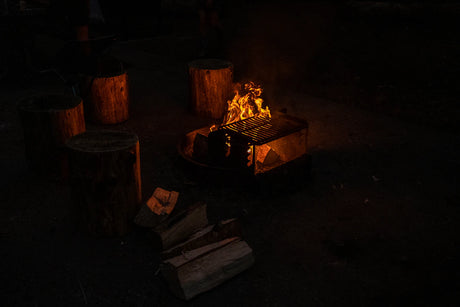 Best Outdoor Games to Enjoy by Your Fire Pit