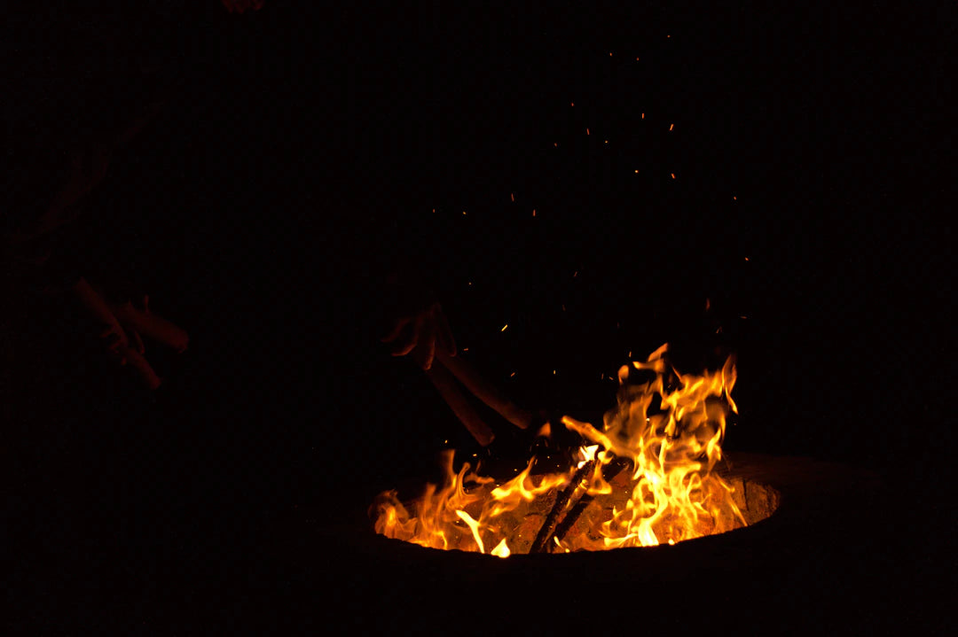 Host the Perfect Movie Night by Your Fire Pit