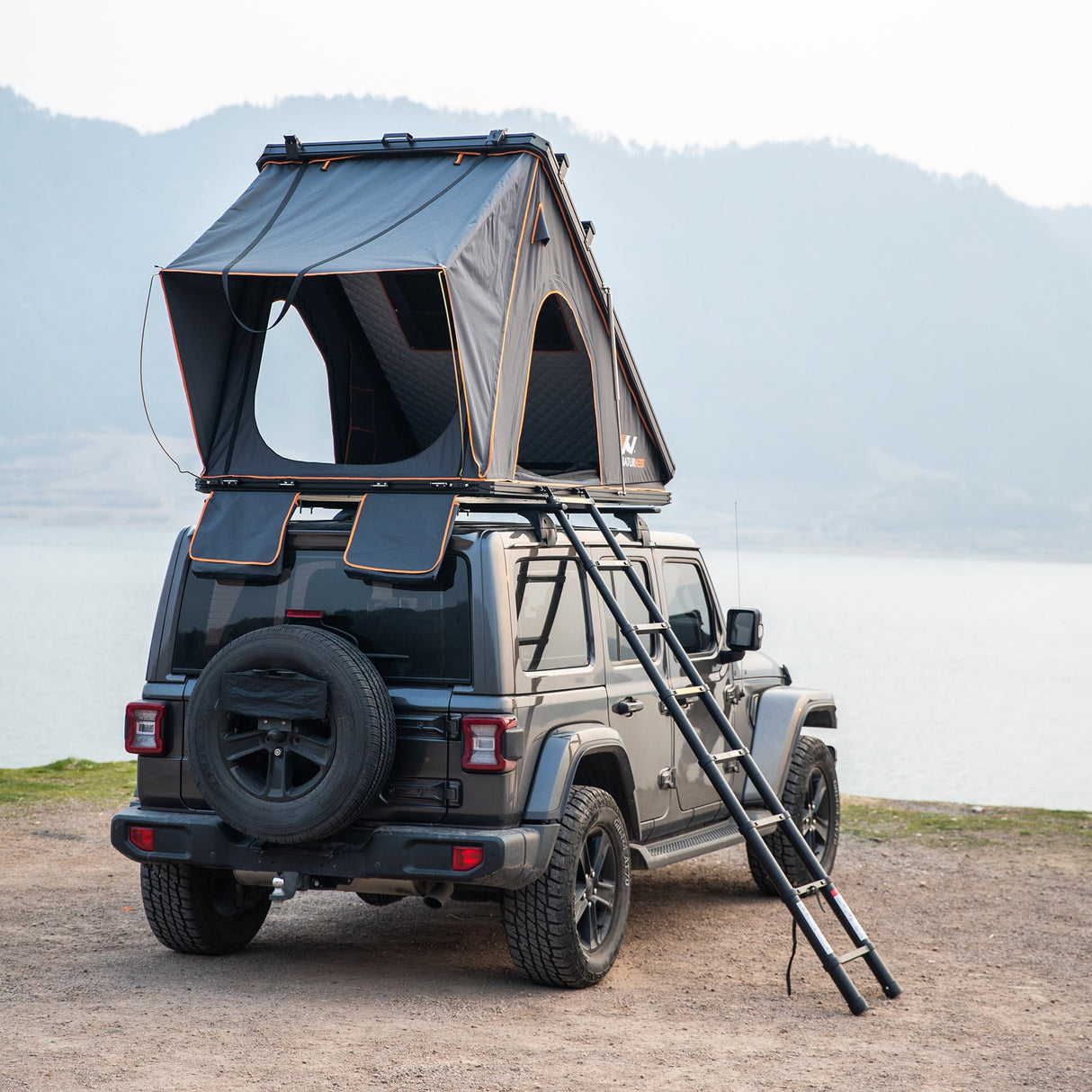 Naturnest Polaris 1 Triangle Rooftop Tent