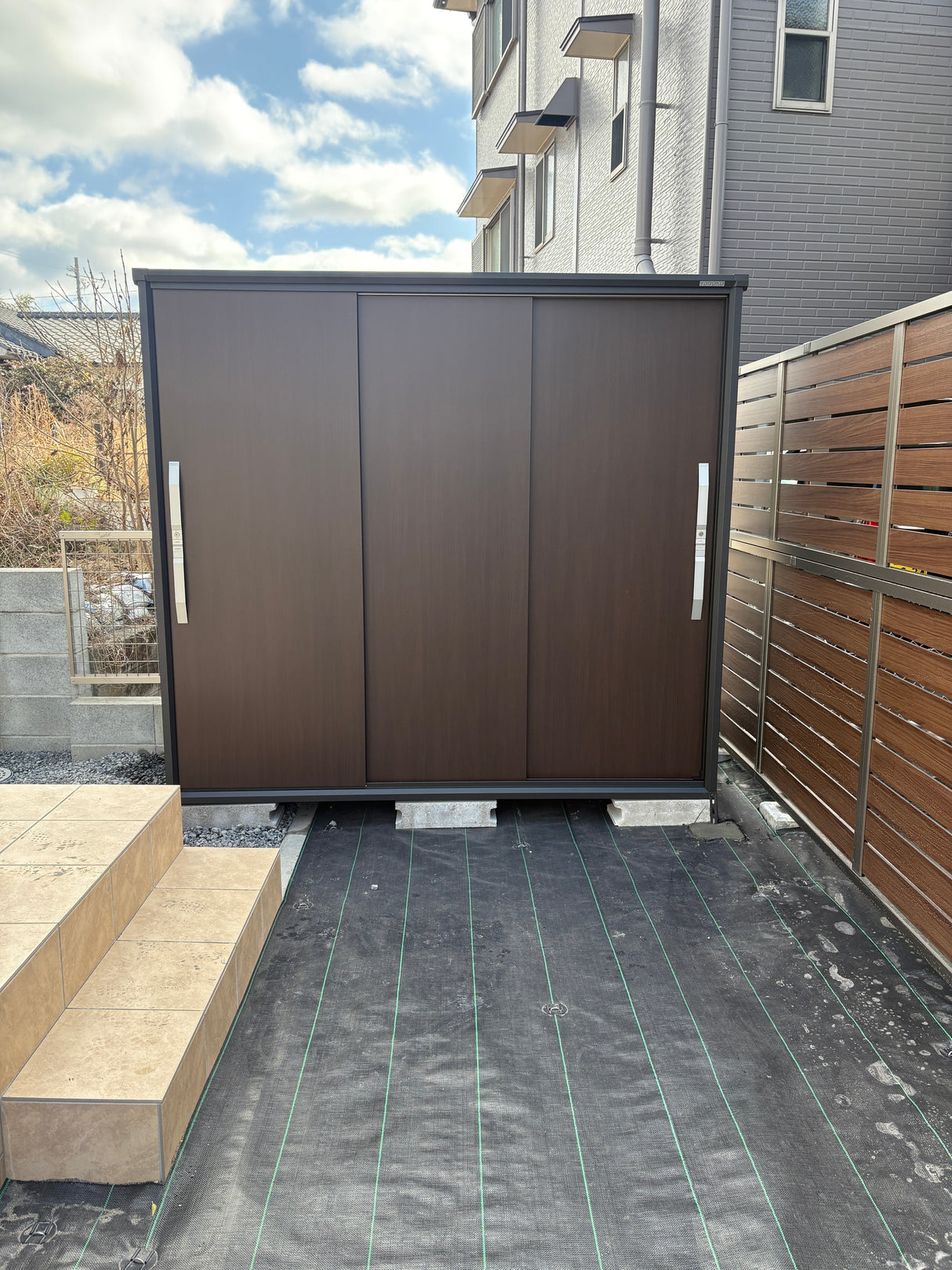 Premium Outdoor Small Shed ESF Galvanized Steel Storage Shed