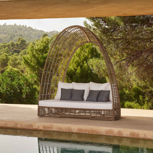 Skyline Design Ruby Daybed with Sunbrella Cushion