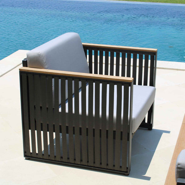 Skyline Design Horizon Armchair with Sunbrella Cushion