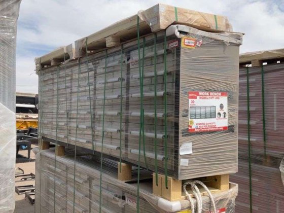 Chery Industrial Steelman 10’ Storage Cabinet with Workbench, 30 Drawers WW000188