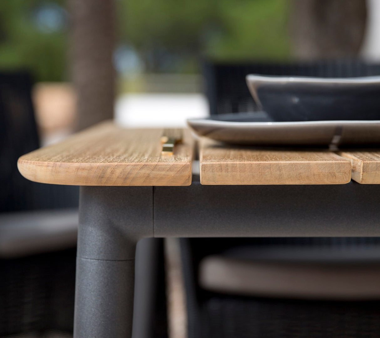 Core Outdoor Dining Table Teak Aluminium 274x90