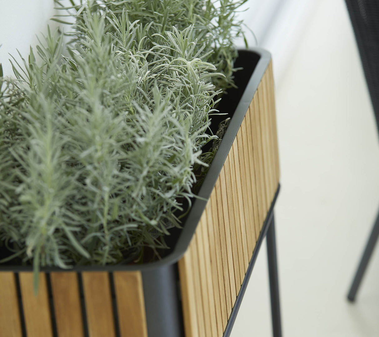 Combine Rectangular Teak & Aluminium Planter with Base 5706TAL