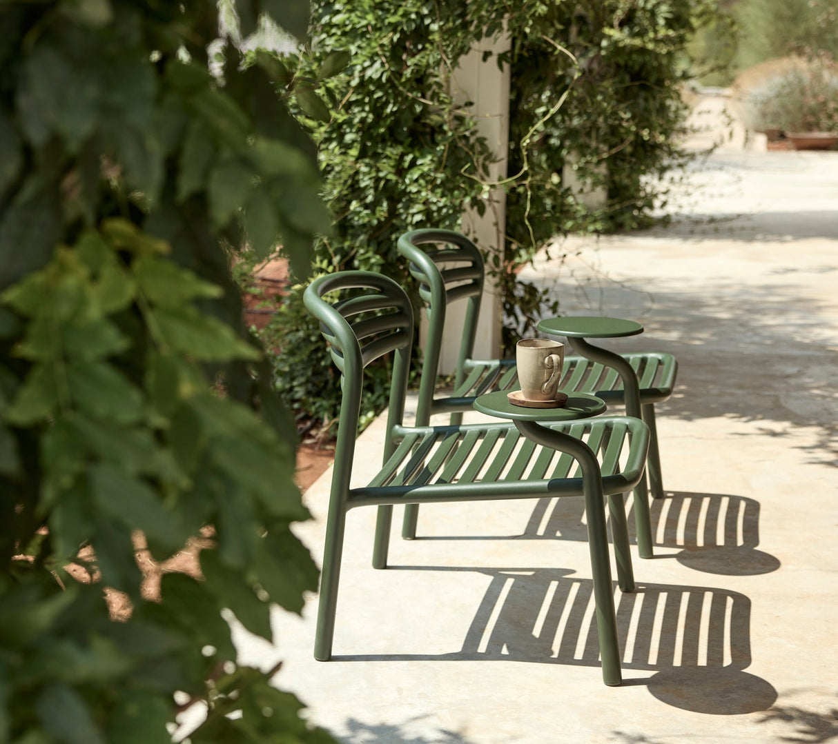 Cane-line Bliss Outdoor Lounge Chair with Side Table Right 11466ADG