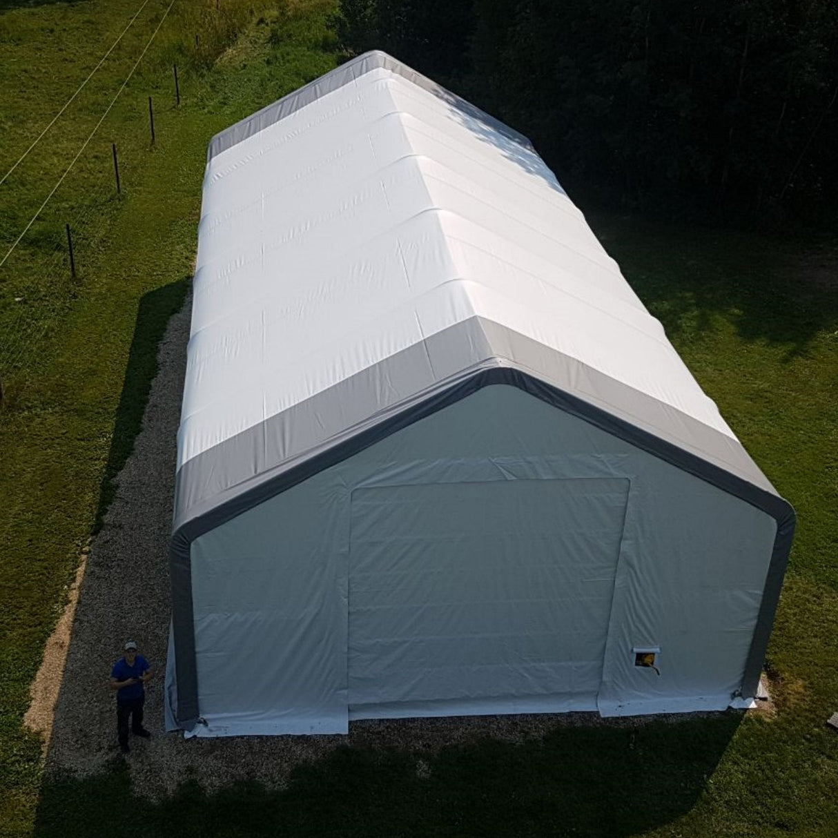 Chery Industrial Gold Mountain Double Truss Arch Storage Shelter 30′ W × 60′ L × 20′ H