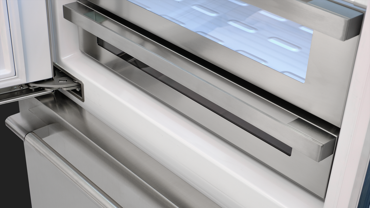 Fulgor Milano 36” 18.5 cu. ft. Stainless Steel Built‑In Bottom Freezer Refrigerator F7PBM36S2-L