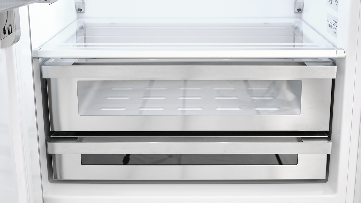 Fulgor Milano 36” 18.5 cu. ft. Stainless Steel Built‑In Bottom Freezer Refrigerator F7PBM36S2-L