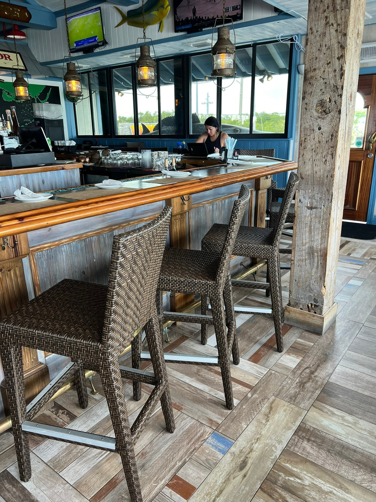 Atlantis Set of 2 Barstools