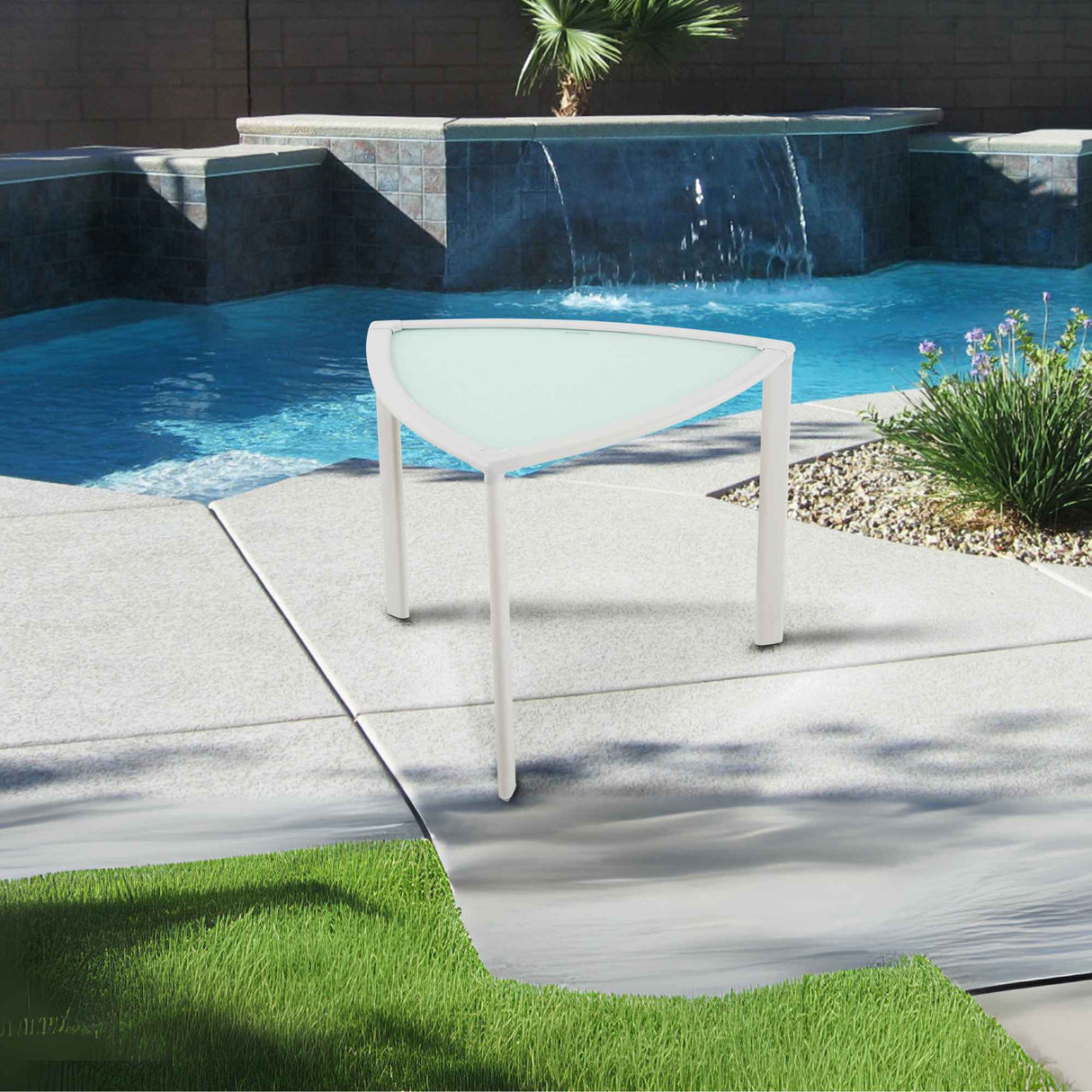 Arch White Aluminum End Table