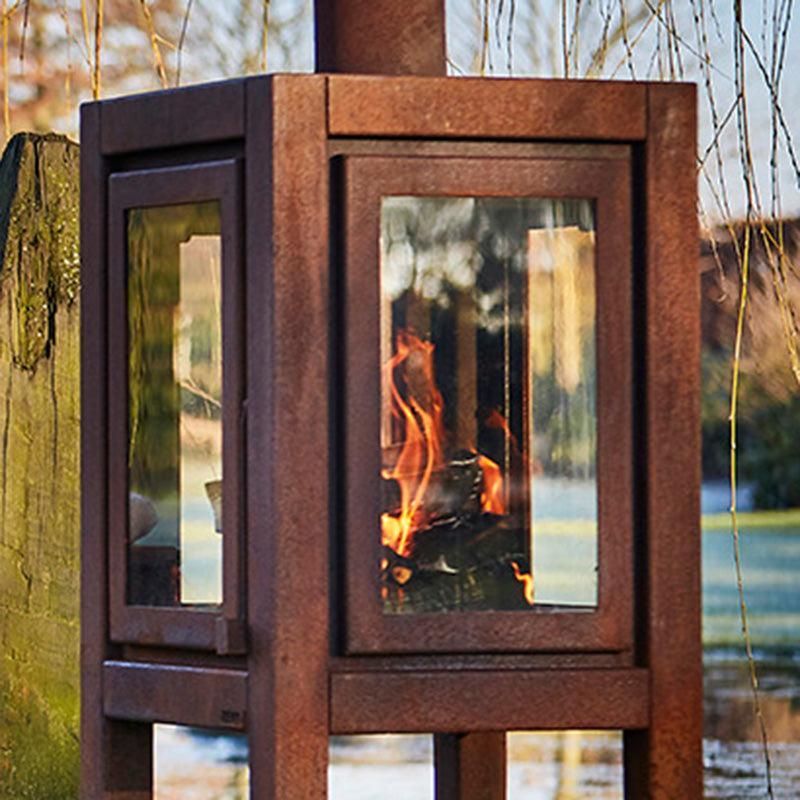 Quaruba XXL 3-Sided Glass Outdoor Fireplace QUARUBA-XXL-3