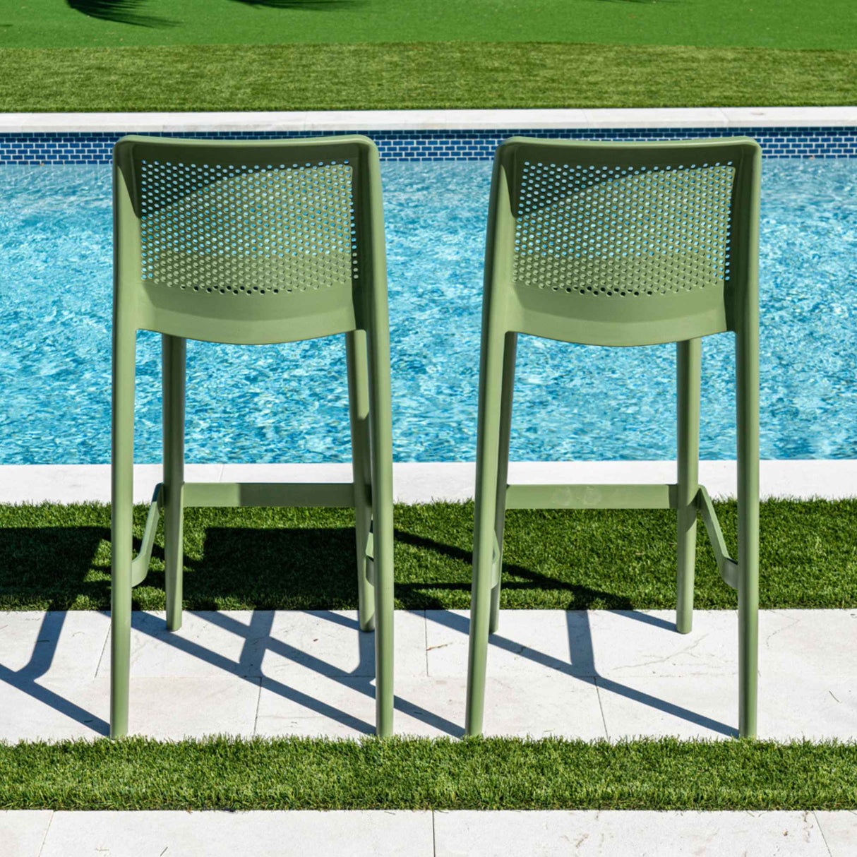 Rainbow Outdoor Lisa Set of 2 Barstools - Green