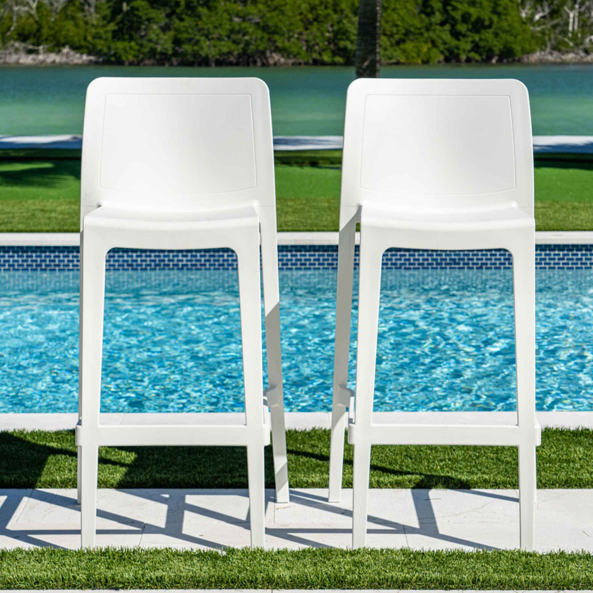 Rainbow Outdoor Luna Set of 2 Barstools - White
