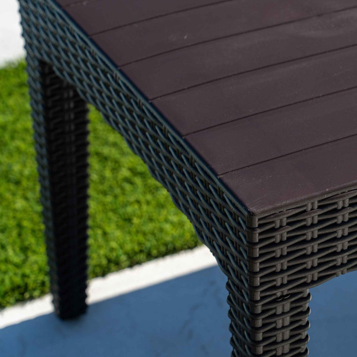 Rainbow Outdoor Nova Coffee Table