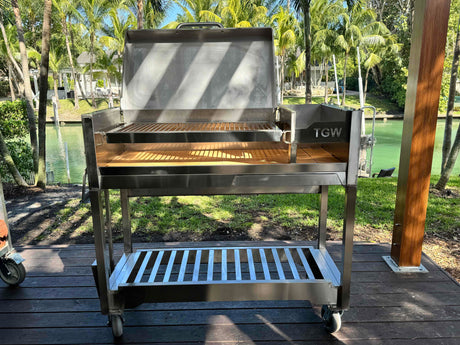 Argentinian Freestanding Charcoal Grill Tagwood BBQ18SS