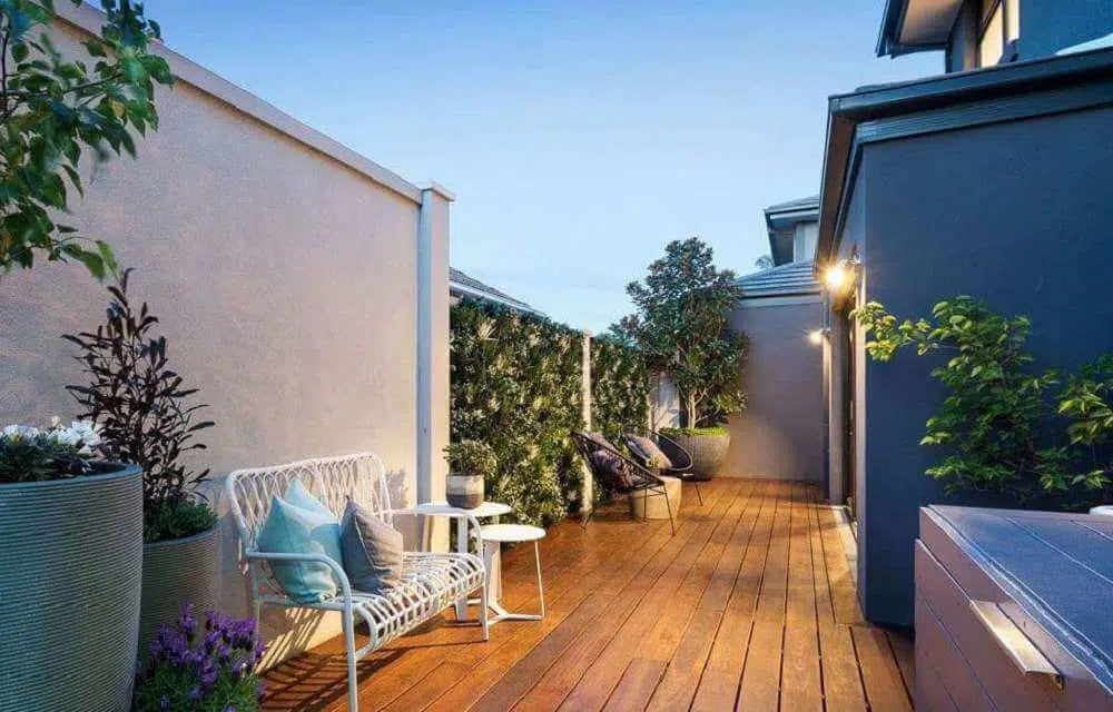 Designer Plants USA Garden of Eden 40"x40" Metal-Backed UV Fire-Resistant Green Wall