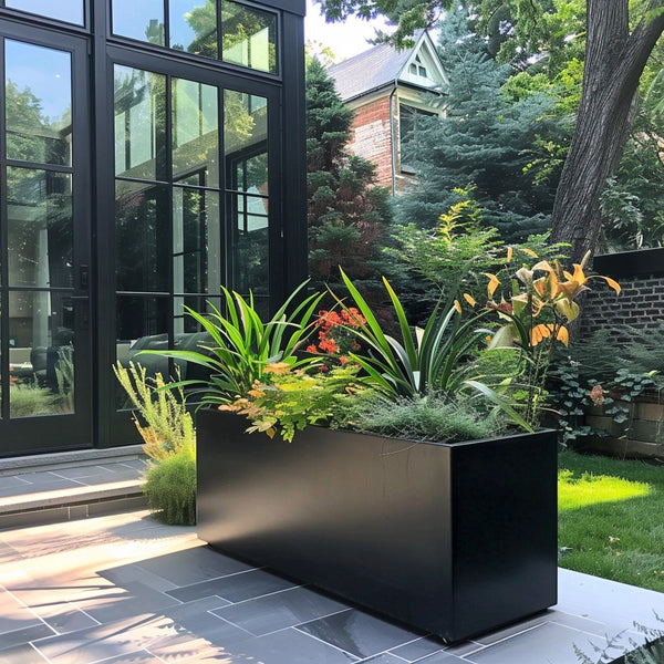 Carbon Designs The Addison Planter